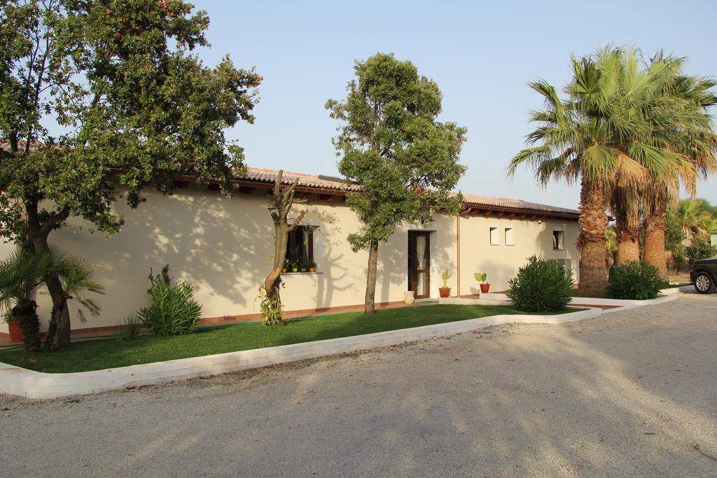 Agliado Villa Platamona Exterior photo